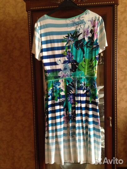 Нарядное платье