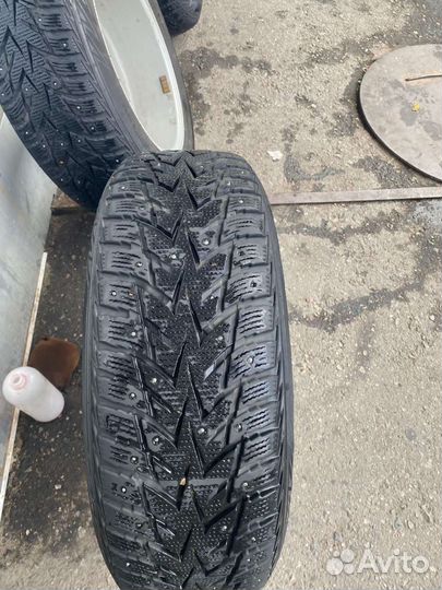 Зимние колеса r18 в сборе