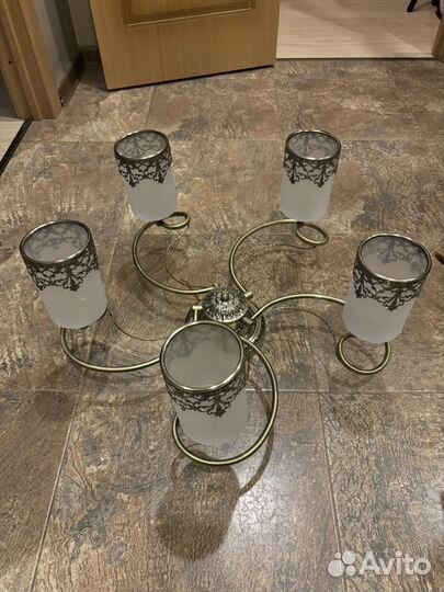 Люстра потолочная новая