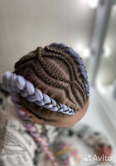 Косы с канекалоном