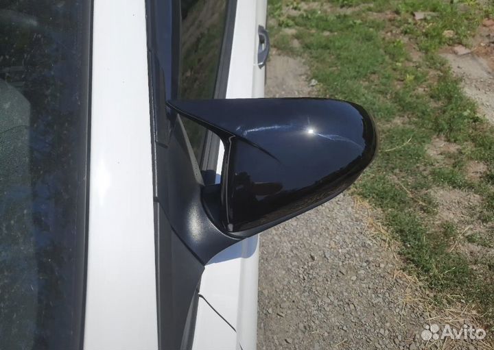 Накладка зеркала hyundai solaris