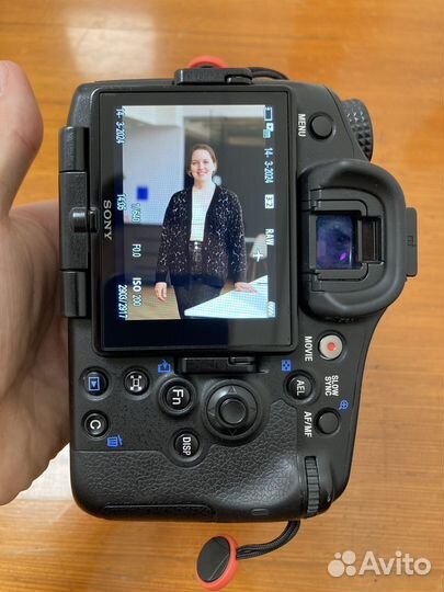 Sony A77 M2 (A77 ii)