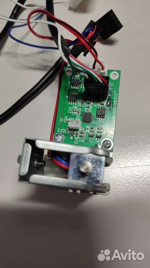 Электромагнитный замок для корпуса пк