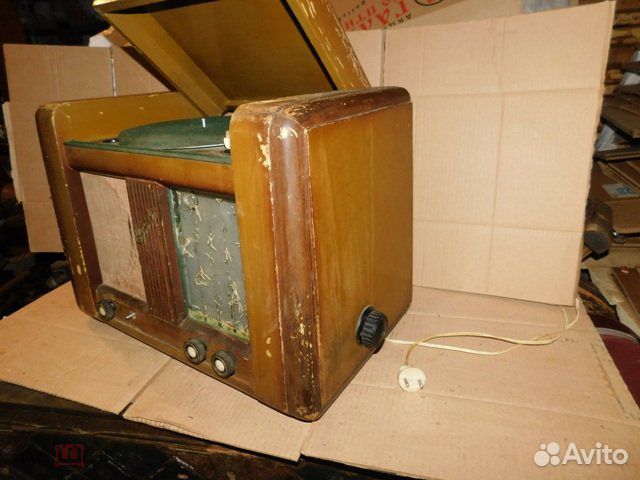 Старинная радиола Урал 1952 г. Сталинский Ампир