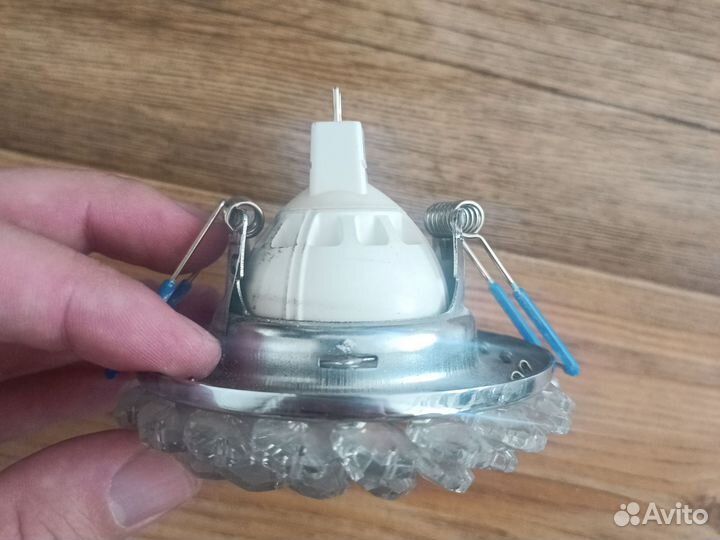 Светильник встраиваемый с лампочкой