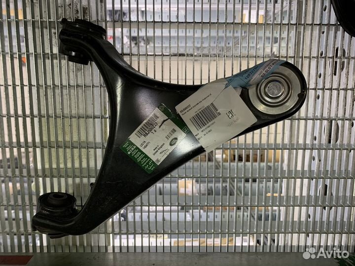 Рычаг перед. верх левый discovery 3 RBJ500222