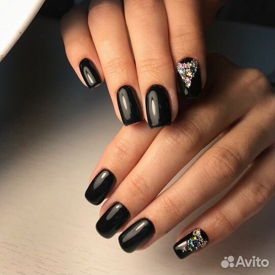 Маникюр, педикюр + гель лак