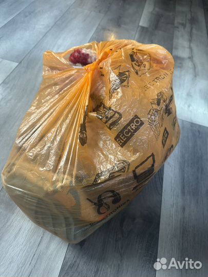 Пакеты женских и мужских вещей