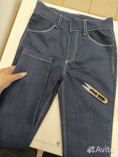 Швея портная