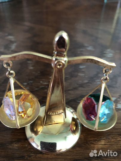 Сувенир со стразами Swarovski