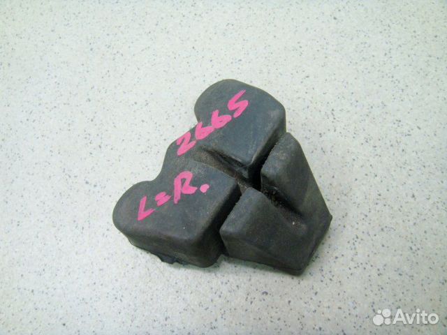 Подушка радиатора Bmw X5 Е70