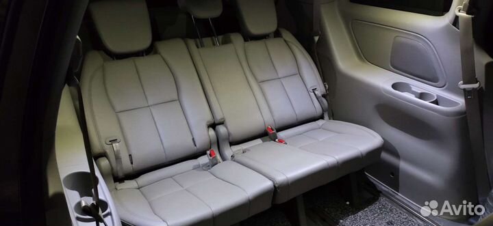 Трансфер такси комфортные пассажирские перевозки