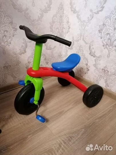 Трехколесный велосипед