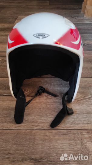 Горнолыжный шлем uvex Wing Pro Race