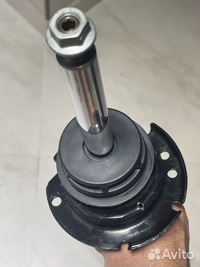 Стойка амортизатора передняя BMW 4-Series