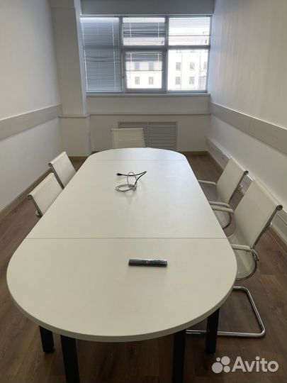 Комната для проведения переговоров