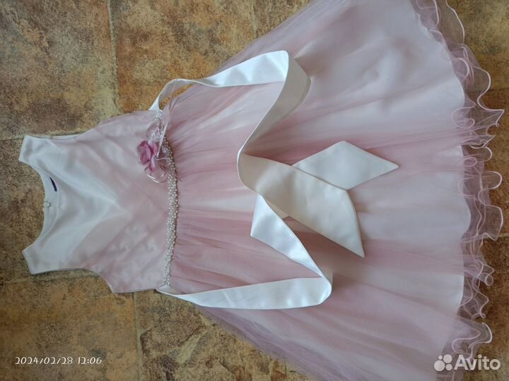 Продам вещи пакетом на девочку 116-122