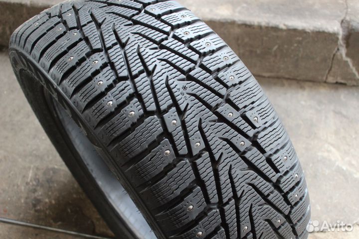 Nokian Tyres Hakkapeliitta 7 SUV 255/55 R18 109T