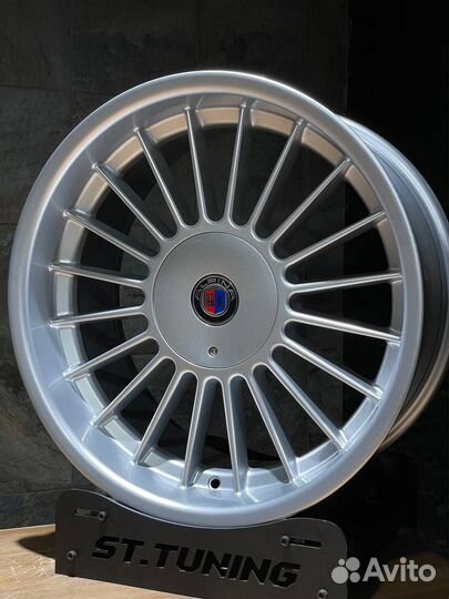 Диски Alpina Design R18 5x120 разноширокие