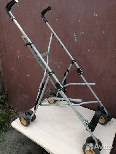 Прогулочная коляска трость бу