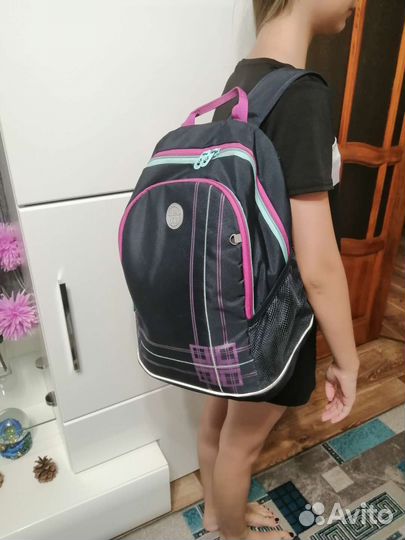 Школьный рюкзак