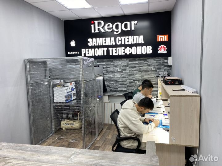 Замена заднего стекла iPhone X XS 11 12 13 Pro Max