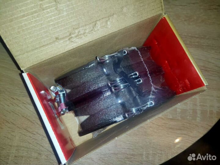 Тормозные передние колодки Citroen Peugeot