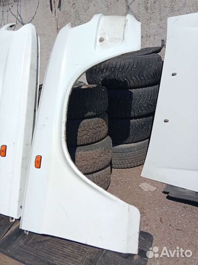 Комплект передних крыльев Газ 3110 31029 Волга