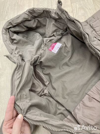 Пуховик на девочку 140 демисезон