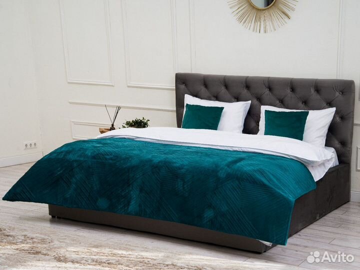 Кровать новая. цена за полный комплект