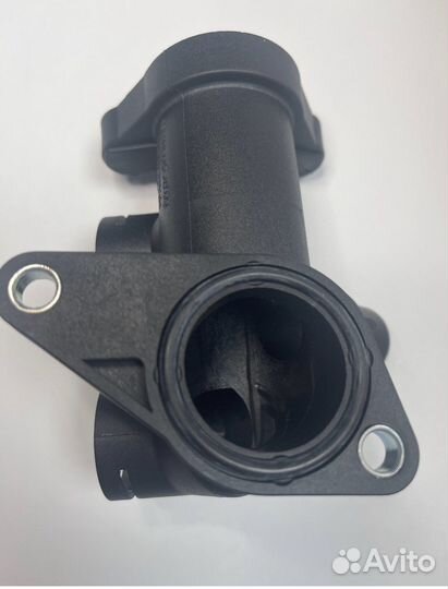 Фланец системы охлаждения для VW Passat, Audi A4