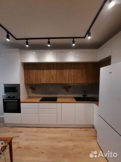 Кухонные гарнитуры в современном стиле артикул 729