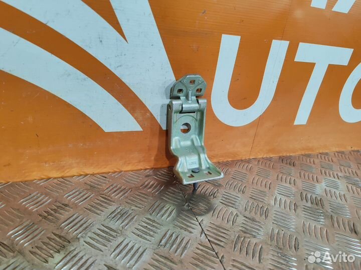 Петля двери багажника Renault Master 3 2010-Нв