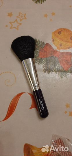 Кисти для макияжа, тушь