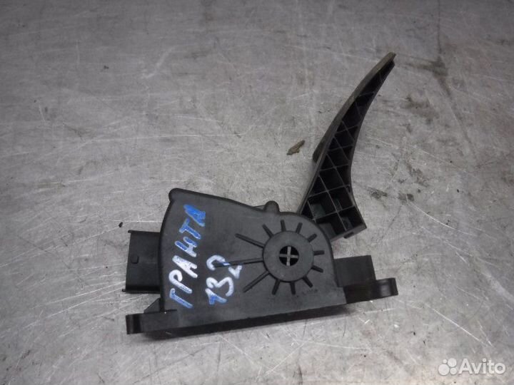 Педаль газа Лада Гранта 11186 2016