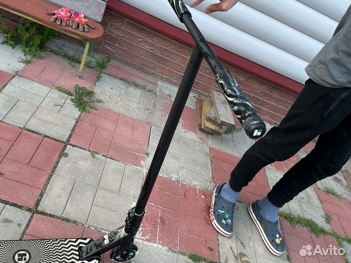 Трюковой самокат hipe h4