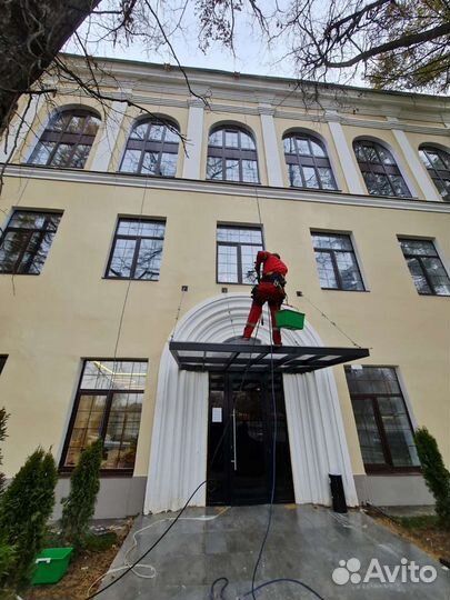 Промышленный альпинизм мойка, подъем груза