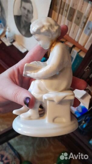 Фарфоровые статуэтуи рыбы и другие
