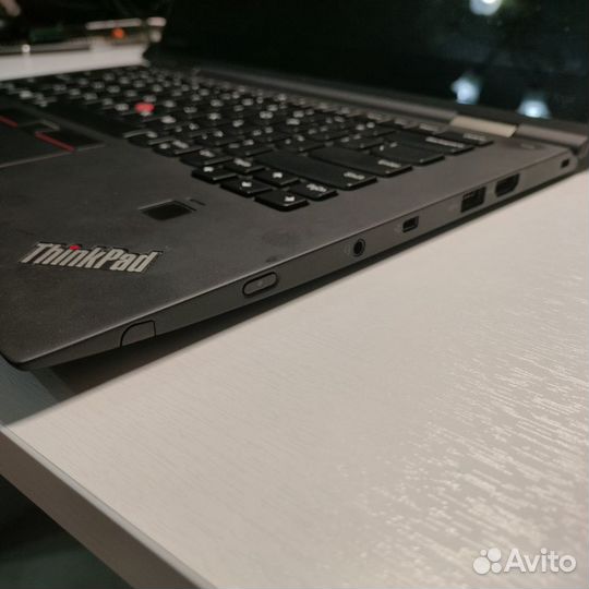 Lenovo thinkpad X1 yoga gen2