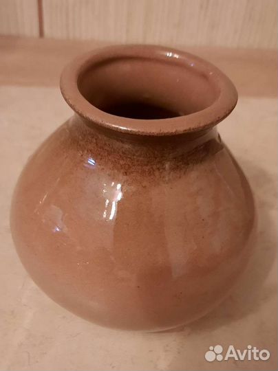 Глиняная ваза