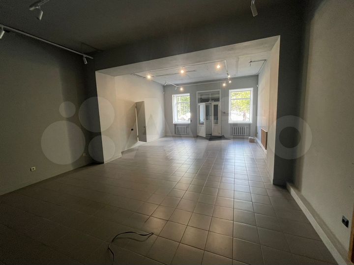 Свободного назначения, 130 м²