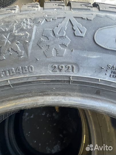 GT Radial IcePro 3 215/60 R16 99T