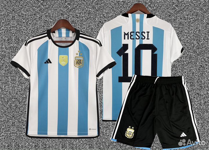 Футбольная форма сборной Аргентины 2023. Месси,10