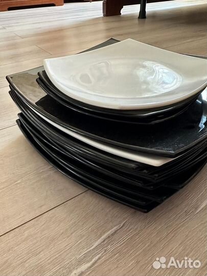 Набор тарелок