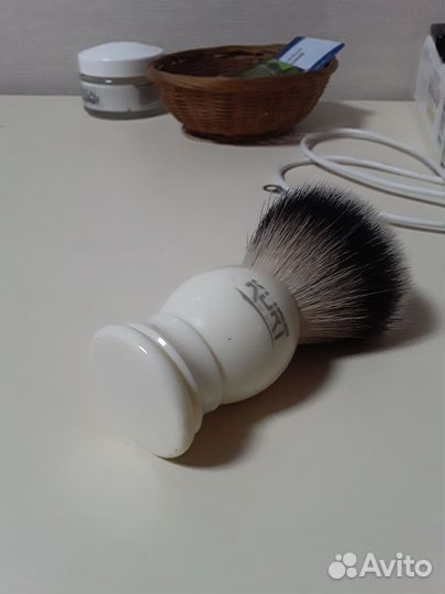 Фирменный помазок для бритья