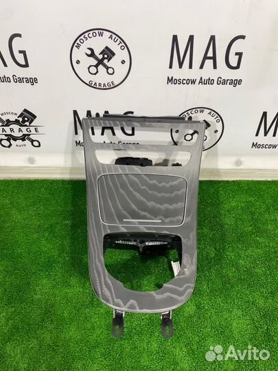 Консоль центральная передний Mercedes-Benz Cls 257