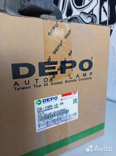 Фара правая Mazda 3 BK (2003—2006)