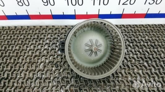 Моторчик печки volvo V40 VW (TSE05KK01)