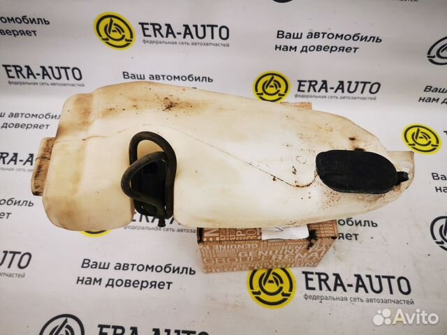 Бачок омывателя Рено Логан c насосом