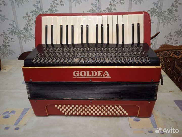 Аккордеон немецкий Goldea 3/4
